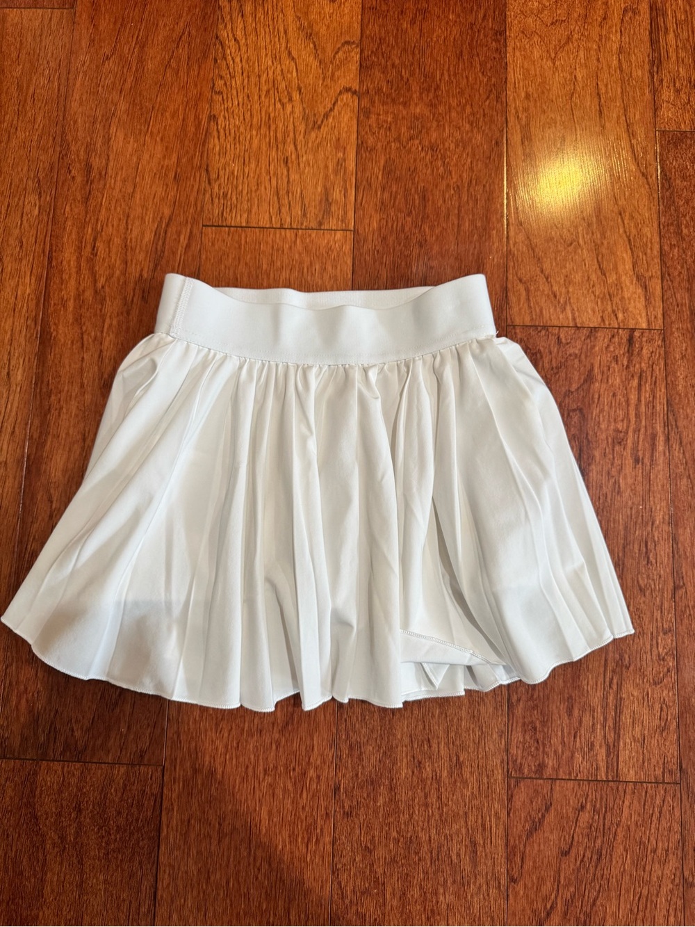 Aritzia TNA Action White Pleated Tennis Skirt Size XXS - Picture 2 of 4